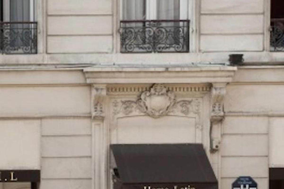Home Latin Paris Luaran gambar